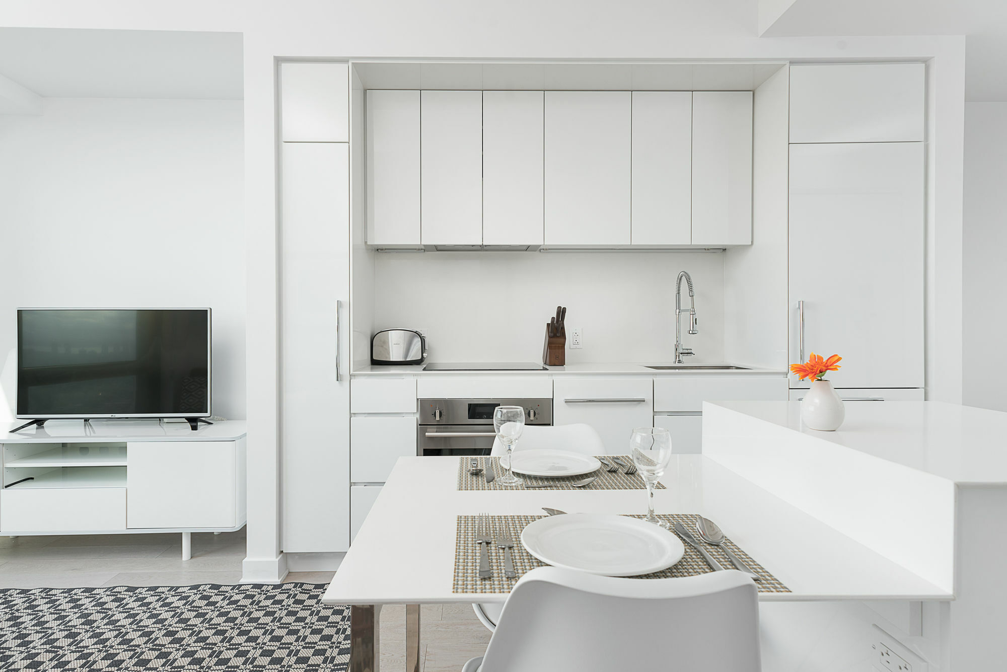 Lively 1br In Downtown Mtl By Sonder Apartment